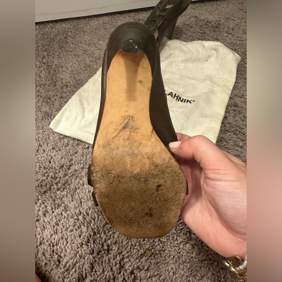 MANOLO BLAHNIK BROWN LEATHER SLINGBACK SANDALS - Picture 5 of 8